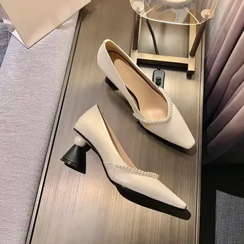 2022 Нови женски френски обувки на висок ток, обувки с перли, дизайнерски стил, ниша, темпераментни обувки на висок ток, дамски обувки банкетни