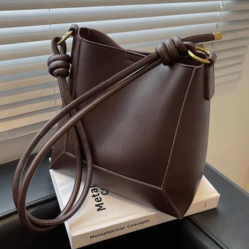 Чанта-торба 2022, нова модерна чанта на едно рамо, универсална чанта ins, проста дамска чанта, голям капацитет, чанта за майката