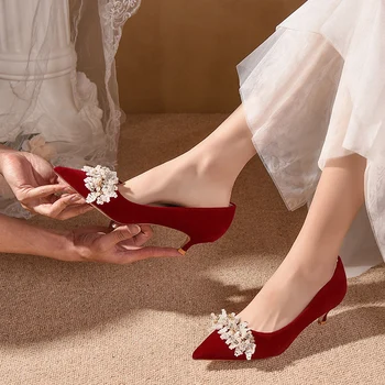 Сватбени обувки Дамски Зимни Обувки на Булката за ниска пета 2021 Ново Сватбена рокля с кристали, което Бременните Жени Носят на Краката си
